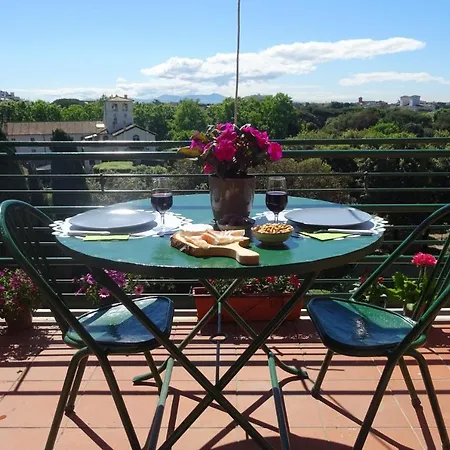 Panoramic & Romantic Apt In Borghese Area *